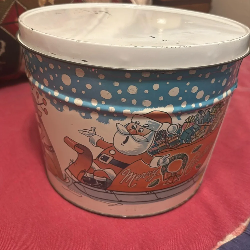 Bertelsmann Can Co. Tin Vintage Christmas Bertels Can Co. Metal Tin